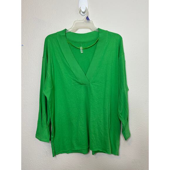 Free People Movement Size Small Green Long sleeve Knit Oversized Relaxed V Neck - Picture 1 of 11